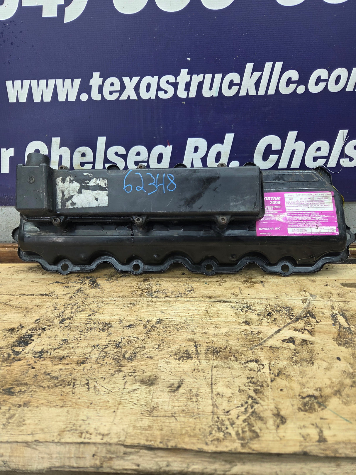 2004-2010 Ford Econoline E150 E250 E350 E450 6.0L Driver Side Valve Cover