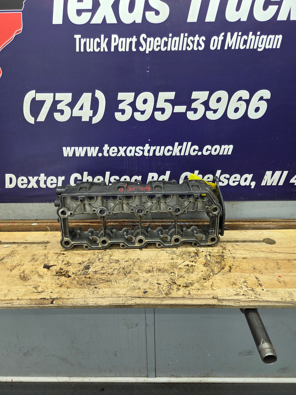 2003-2004 Genuine Ford Power Stroke 6.0L Diesel Rocker Box Arm Housing OEM 1840550C1 18MM
