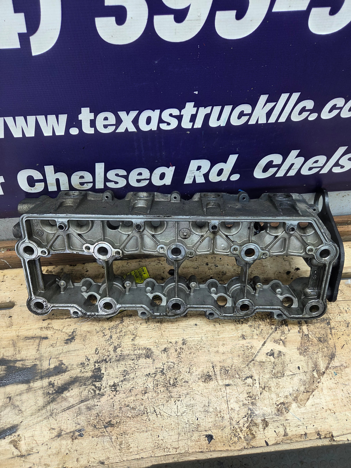 2003-2004 Genuine Ford Power Stroke 6.0L Diesel Rocker Box Arm Housing OEM 1840550C1 18MM