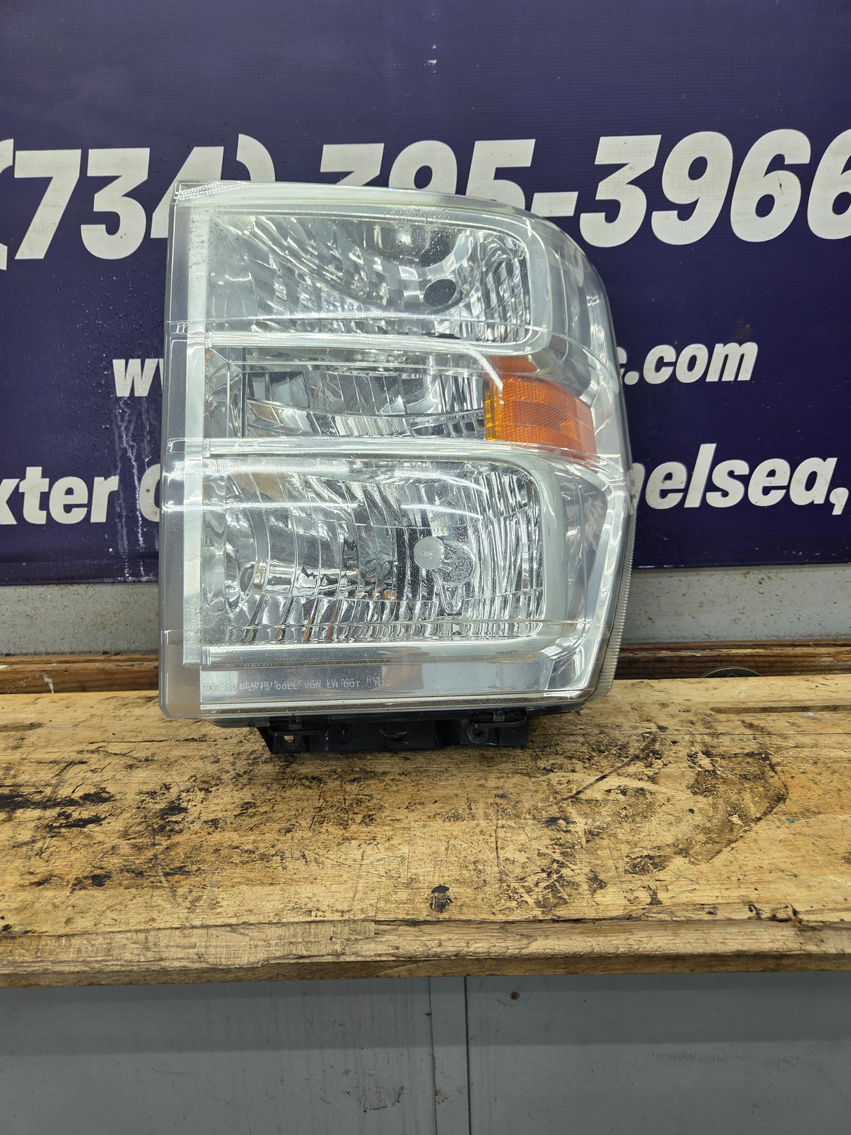 2008-2010 Ford Super Duty F250 F350 F450 F550 LH Driver Side Composite Head Light 44ZH-1849B 8C24-13006-A