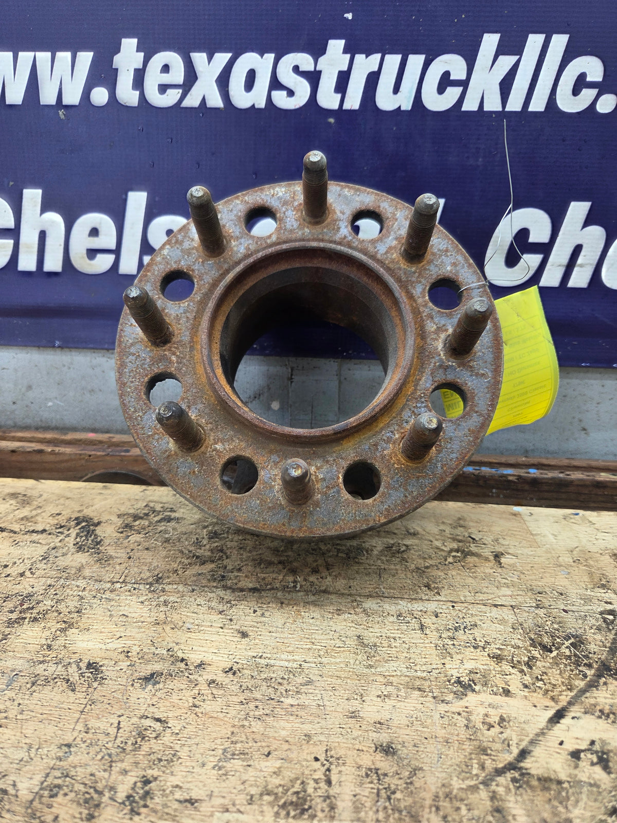 2001-2010 Chevrolet GMC 3500 Dually Front Hub Extender