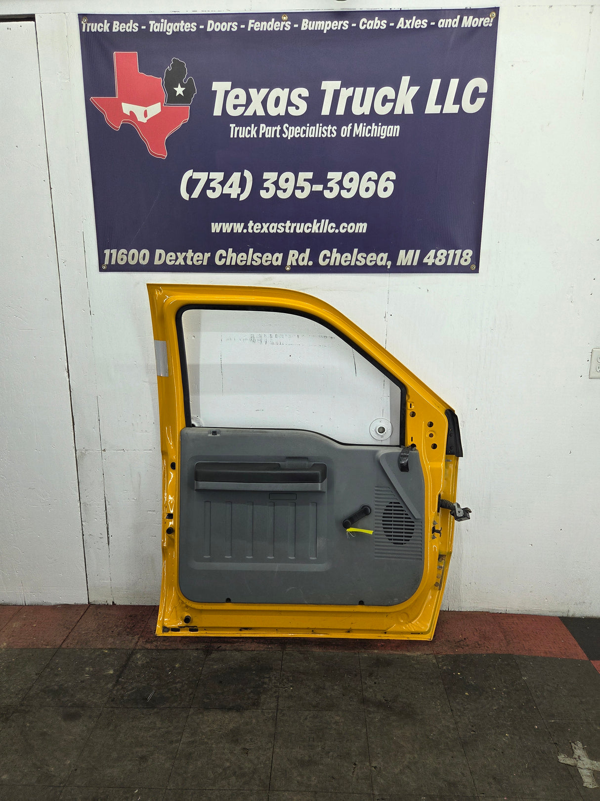 2012-2016 Ford Super Duty LH Driver Side Front Door F250 F350 F450 F550