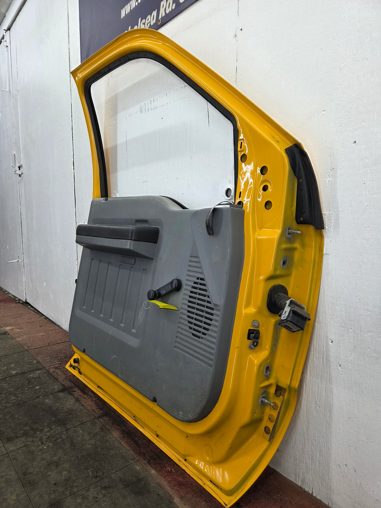 2012-2016 Ford Super Duty LH Driver Side Front Door F250 F350 F450 F550