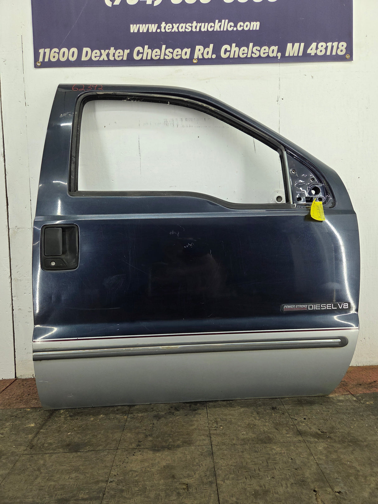 1999-2007 Ford Super Duty RH Passenger Side Front Door F250 F350 F450 F550