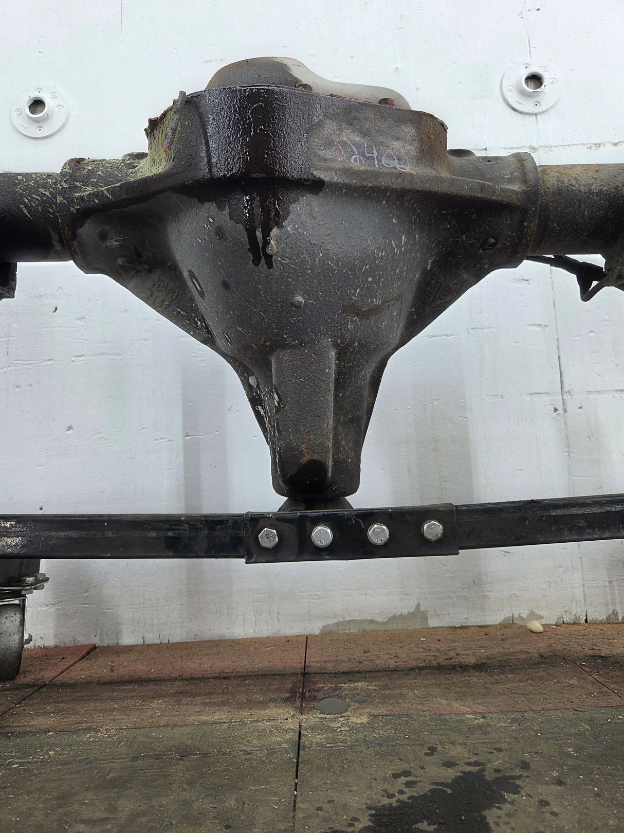 2001-2002 Dodge Ram 2500 Rear Axle Spicer 70 3.55 Ratio