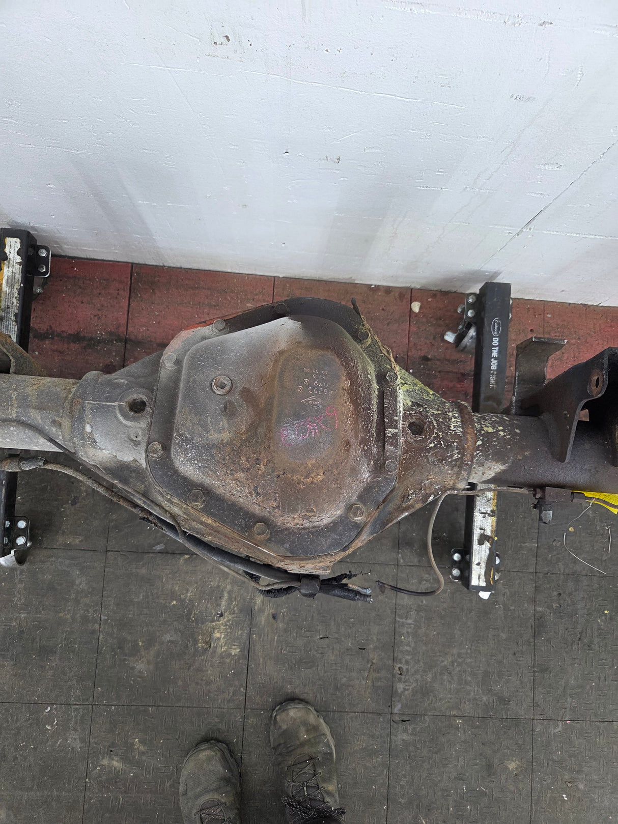 2001-2002 Dodge Ram 2500 Rear Axle Spicer 70 3.55 Ratio
