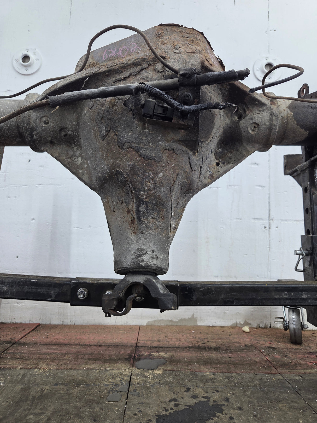 2001-2002 Dodge Ram 2500 Rear Axle Spicer 70 3.55 Ratio