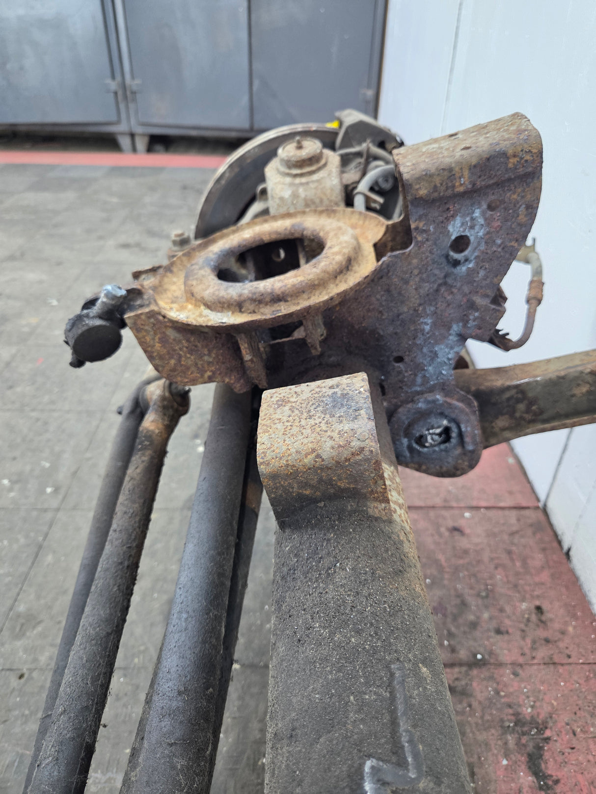 2000-2002 Dodge Ram 2500 4wd Dana 60 Front Axle Assembly 3.55 Ratio