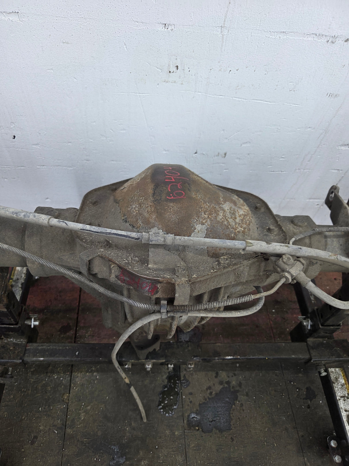 2001-2007 Chevrolet Silverado / GMC Sierra 2500 3500 HD Rear Axle 4.10 10.5"