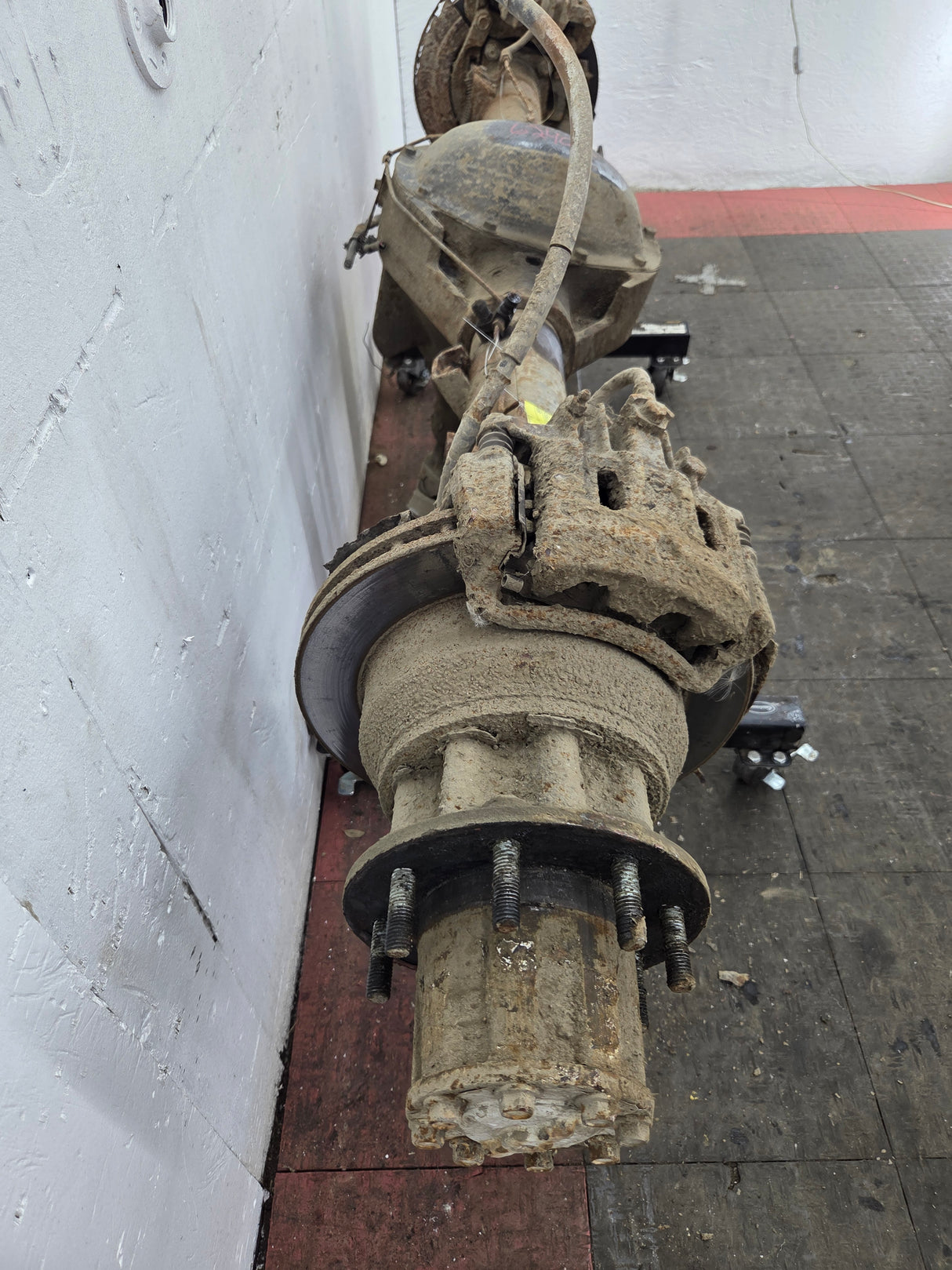 1999-2001 Ford Super Duty F350 Dually Rear Axle 3.73 Gear Ratio CAB CHASSIS 266k miles