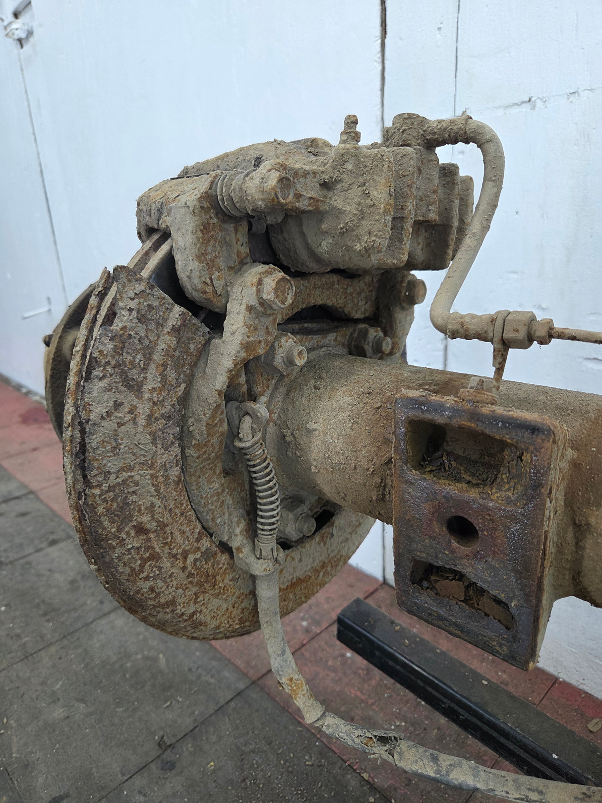 1999-2001 Ford Super Duty F350 Dually Rear Axle 3.73 Gear Ratio CAB CHASSIS 266k miles