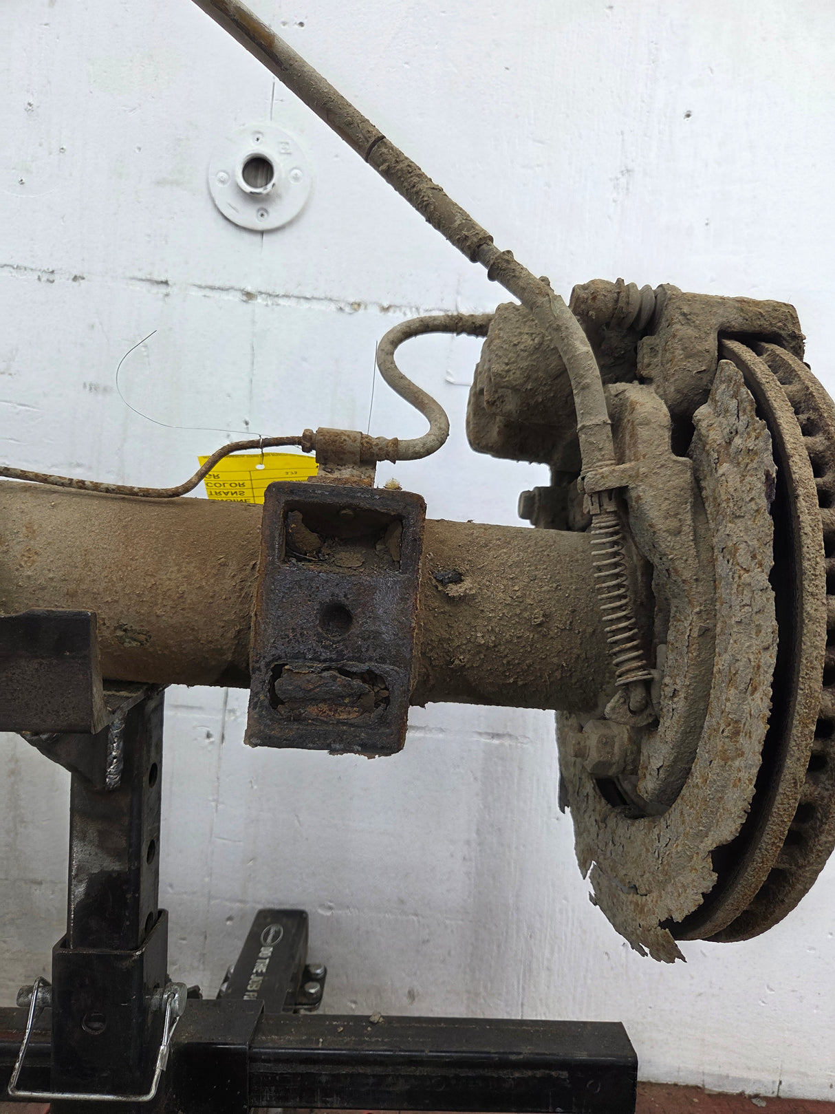 1999-2001 Ford Super Duty F350 Dually Rear Axle 3.73 Gear Ratio CAB CHASSIS 266k miles