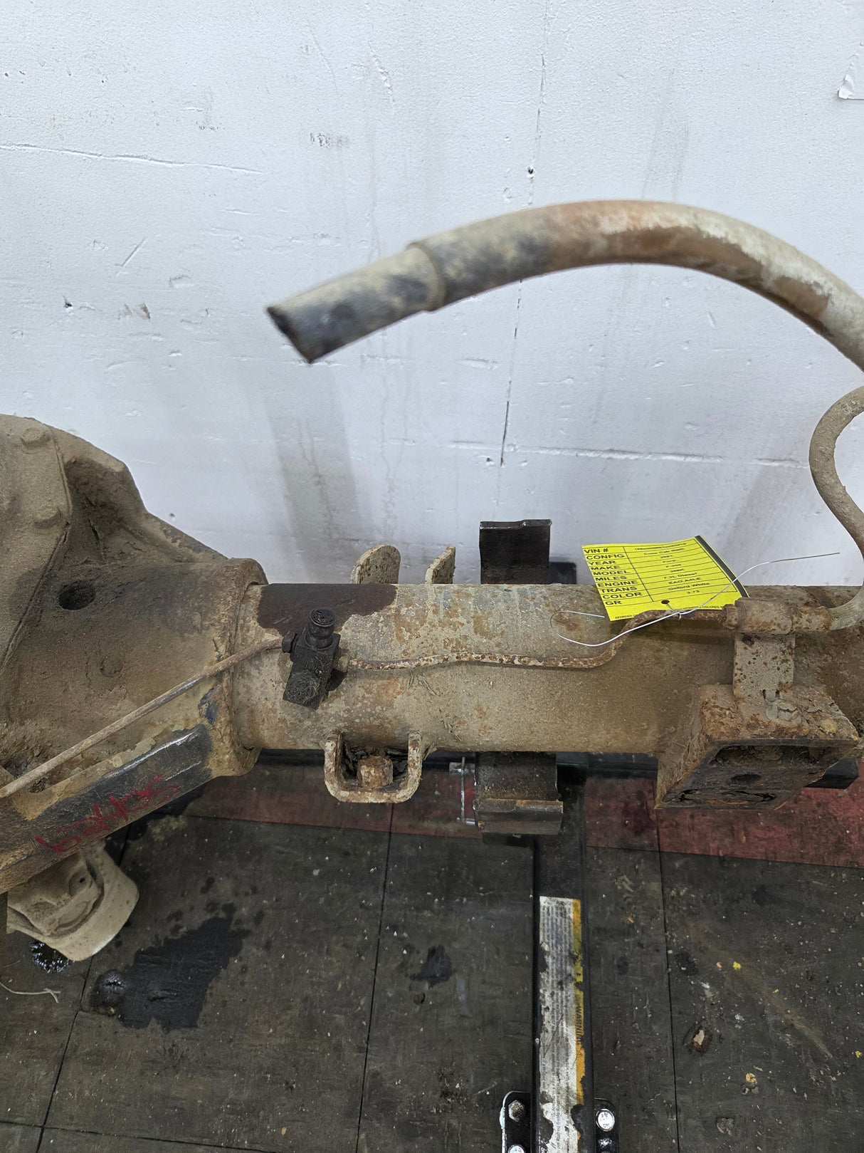 1999-2001 Ford Super Duty F350 Dually Rear Axle 3.73 Gear Ratio CAB CHASSIS 266k miles