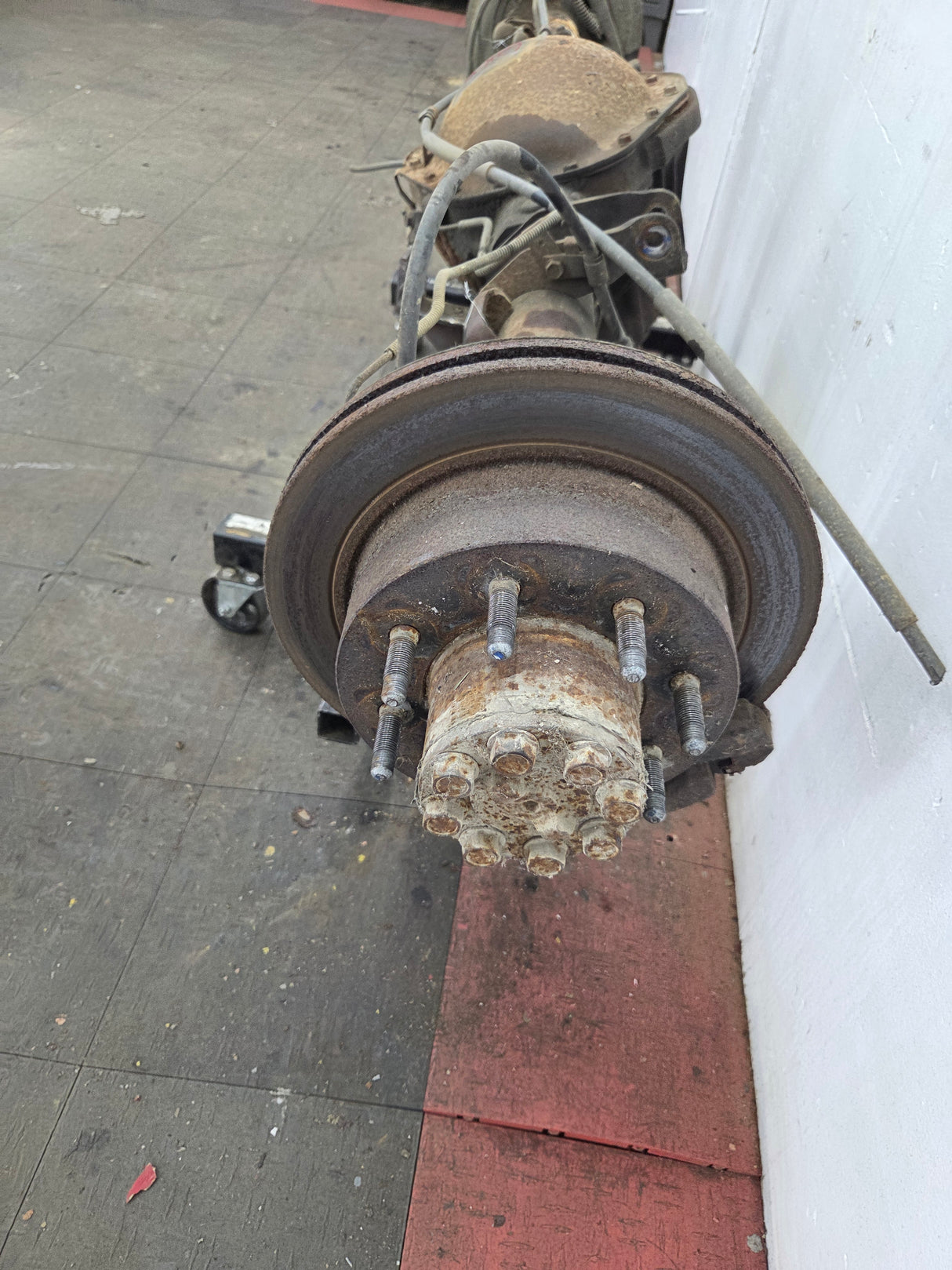 2001-2007 Chevrolet Silverado / GMC Sierra 2500 3500 HD Rear Axle 4.10 10.5"