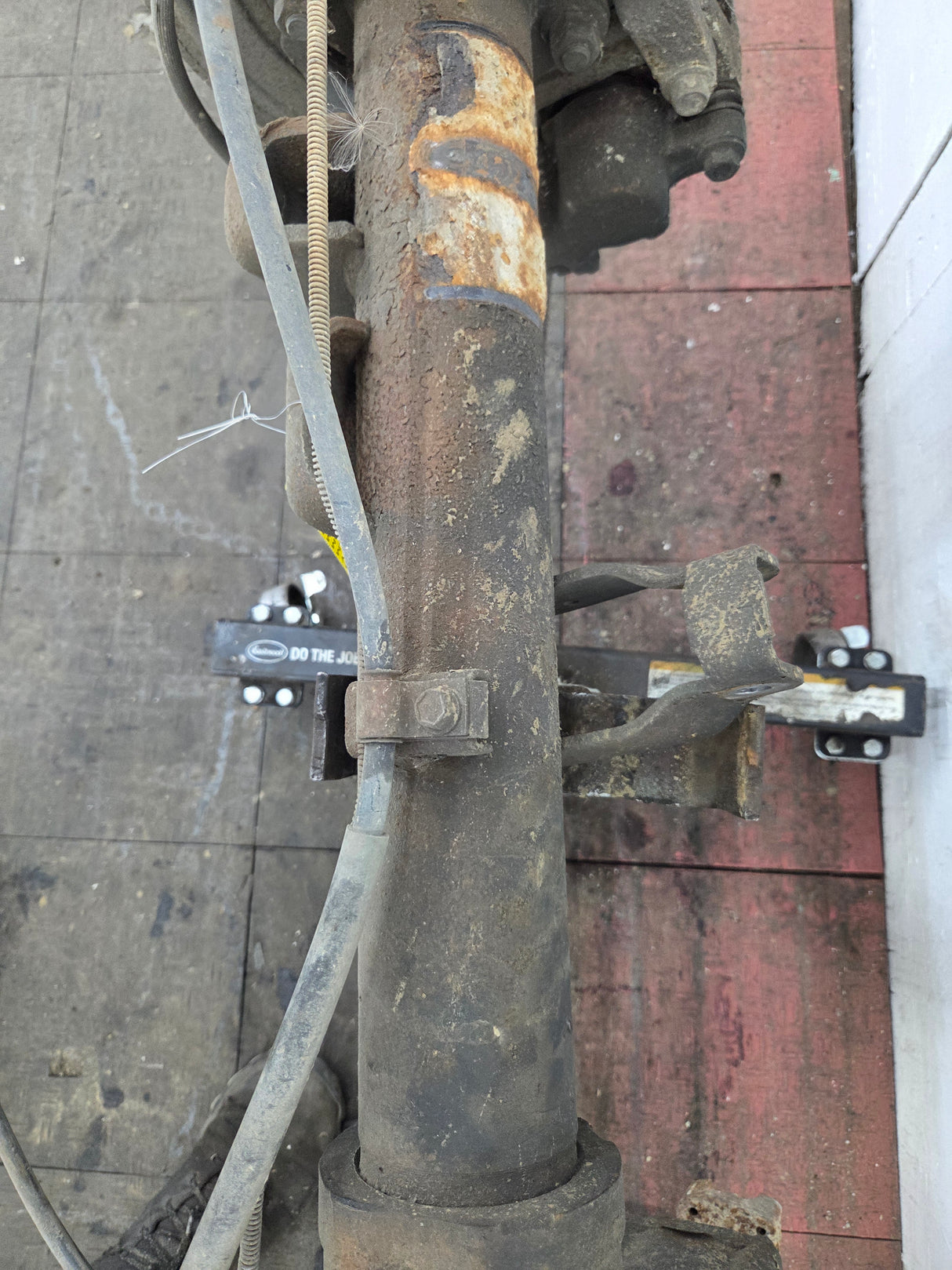 2001-2007 Chevrolet Silverado / GMC Sierra 2500 3500 HD Rear Axle 4.10 10.5"