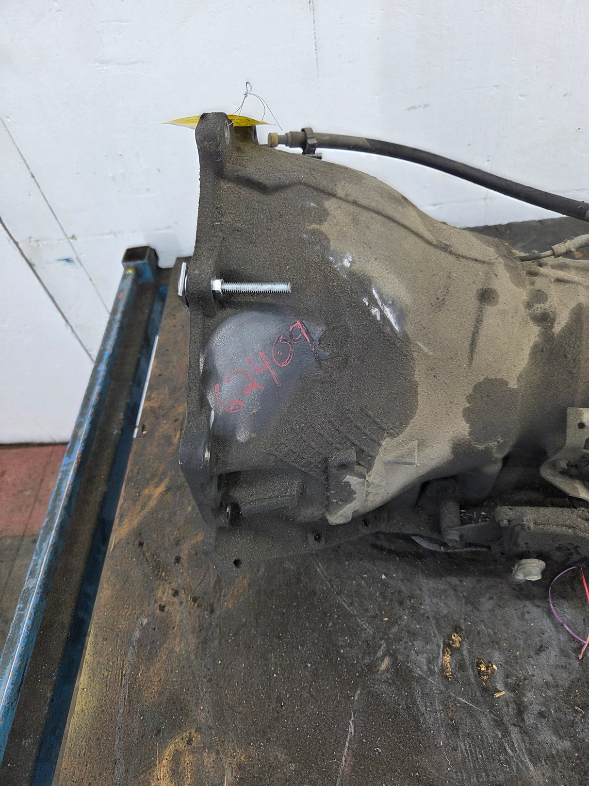 2000-2006 Chevrolet GMC 6.0L 4L80E 2wd AUTOMATIC TRANSMISSION *Untested Core 2500HD 3500HD
