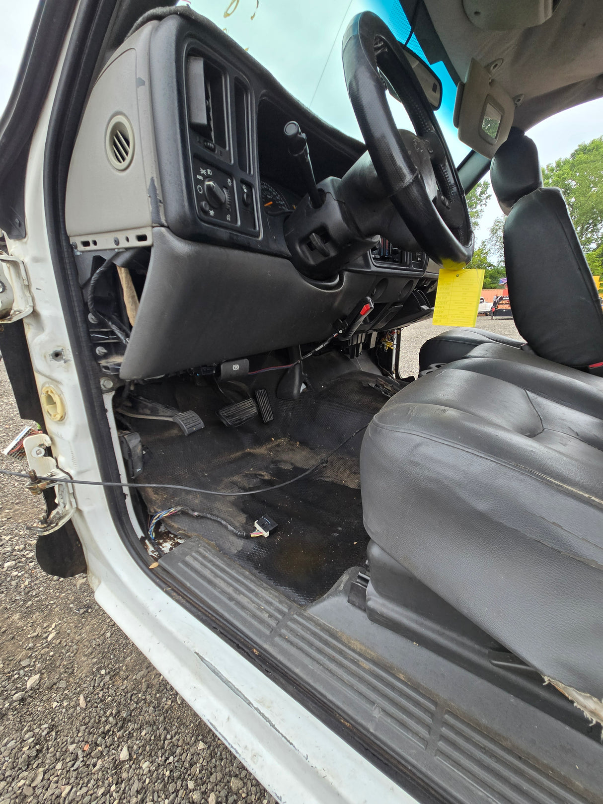 1999-2007 Chevrolet Silverado / GMC Sierra 1500 2500 HD 3500HD Extended Cab Body