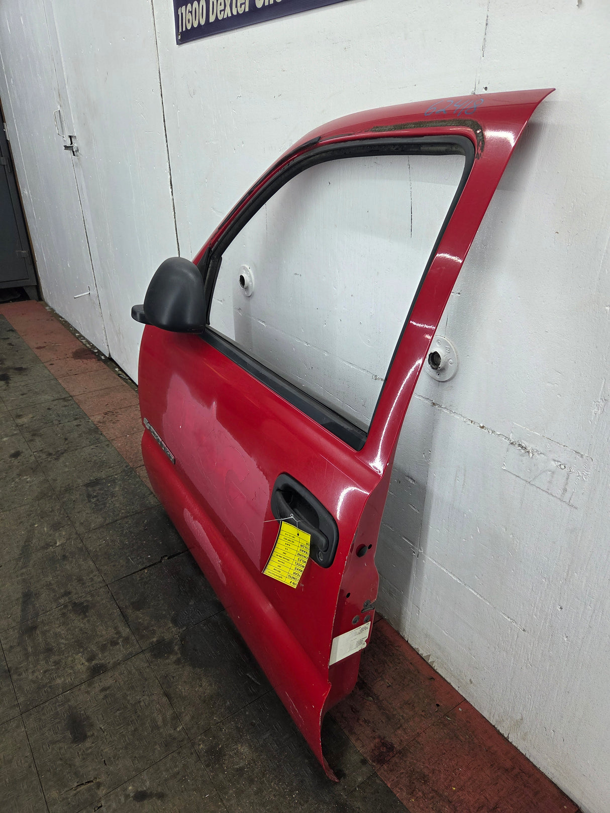 1999-2006 Chevrolet Silverado / GMC Sierra 1500 2500 3500 HD Front Driver Side Door LH