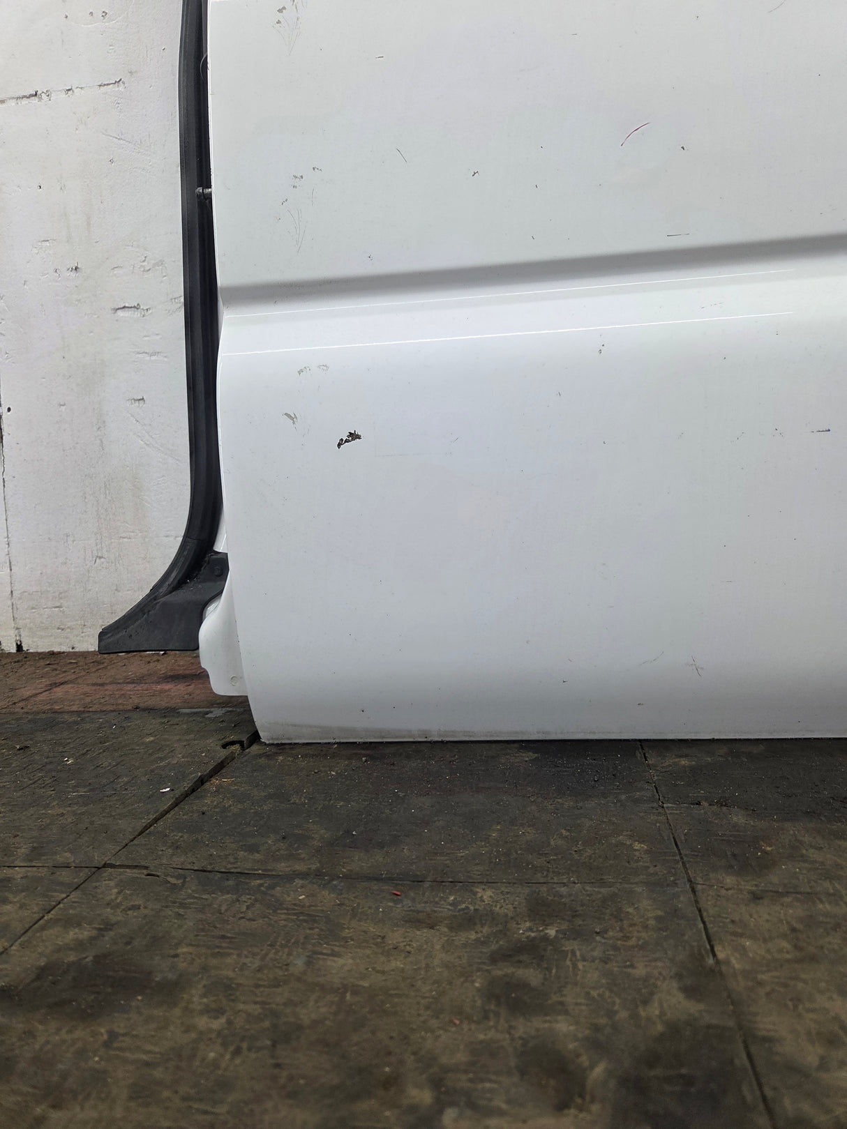 1999-2006 Chevrolet Silverado / GMC Sierra 1500 2500 3500 HD Rear Driver side Extended Cab Rear Door