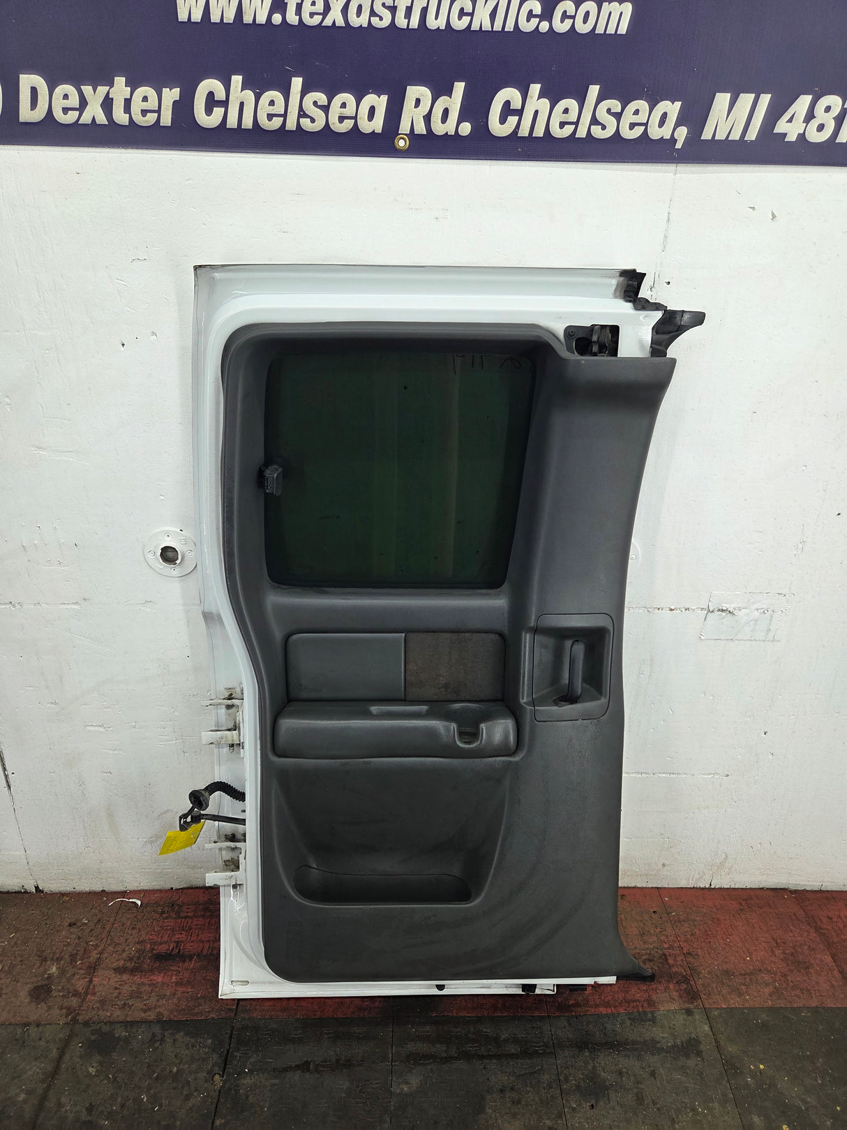 1999-2006 Chevrolet Silverado / GMC Sierra 1500 2500 3500 HD Rear Driver side Extended Cab Rear Door