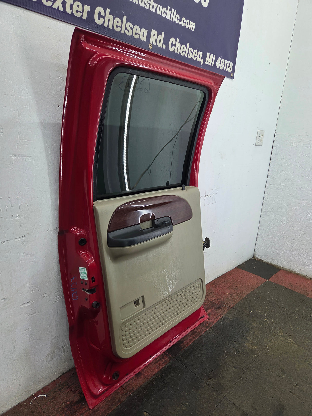 1999-2007 Ford Super Duty LH Driver Side Rear Crew Cab Door F250 F350 F450 F550