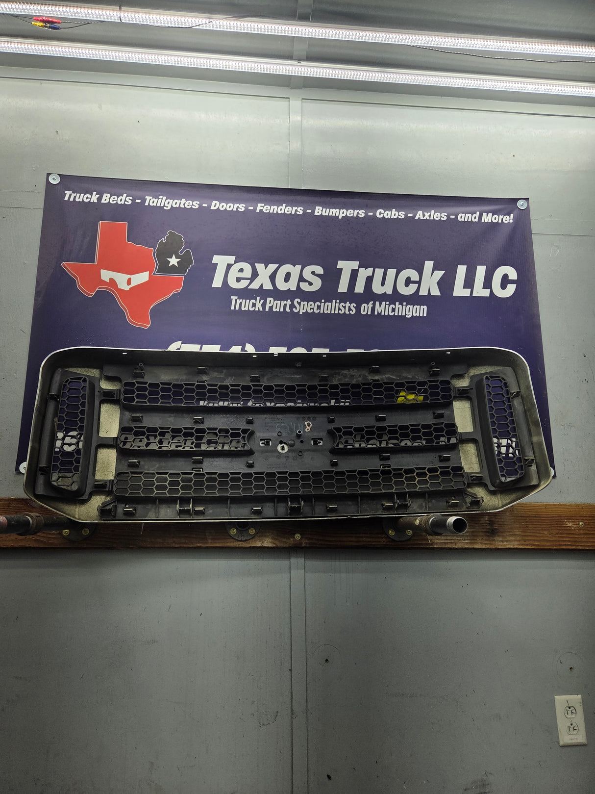 2005-2007 Ford Super Duty OEM Chrome Grill F250 F350 F450 F550 5C34-8200-BDW