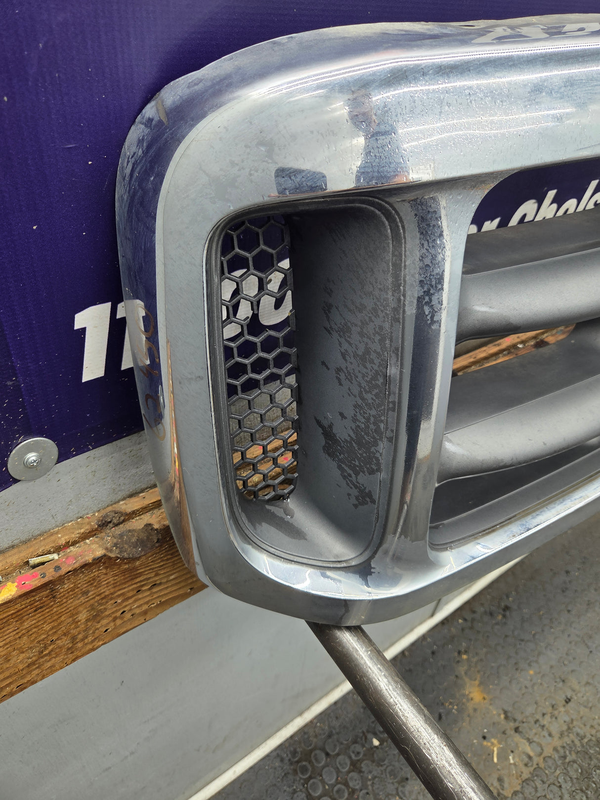 1999-2004 Ford Super Duty Excursion Chrome Grill F250 F350 F450 F550