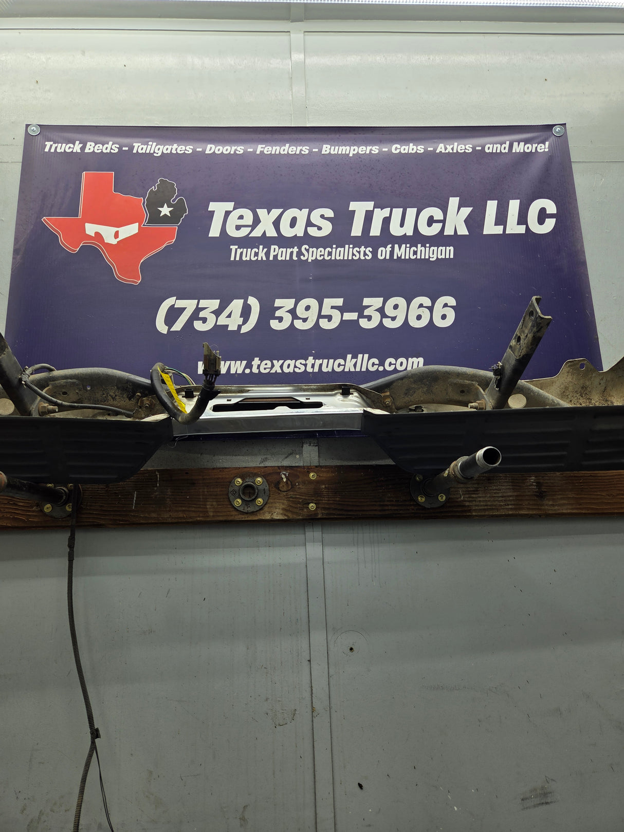 1999-2007 Ford Super Duty F250 F350 F450 F550 Rear Bumper