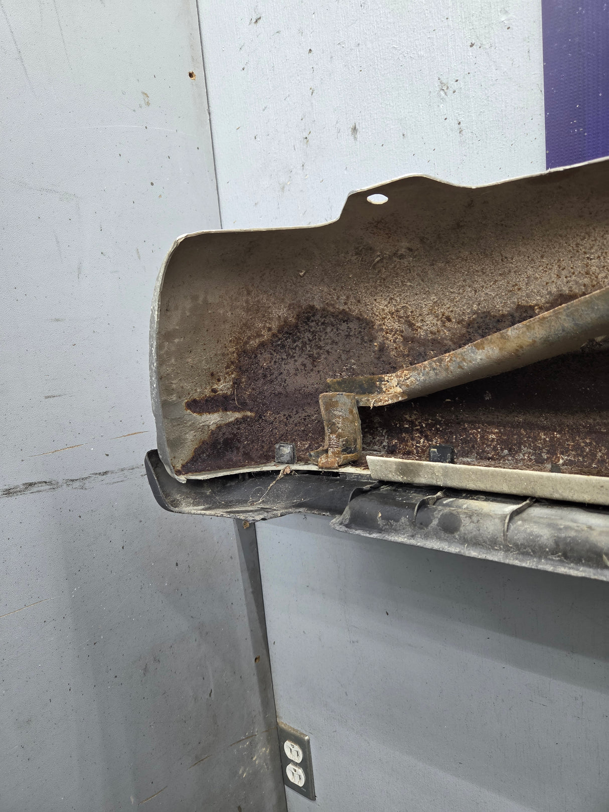 1999-2007 Ford Super Duty F250 F350 F450 F550 Rear Bumper