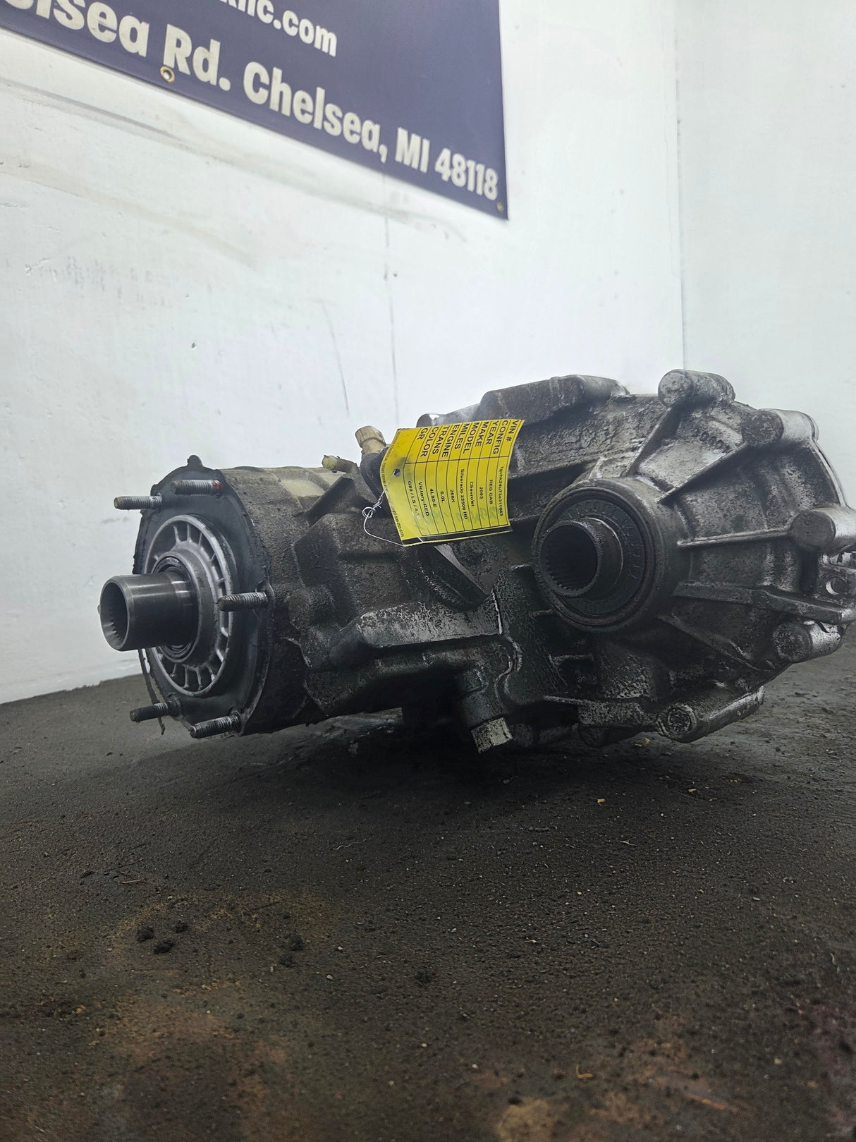2001-2004 Chevrolet Silverado GMC Sierra 2500 3500 HD Floor Shift *CORE TRANSFER CASE 6.0L LS OPT MT1 NP2