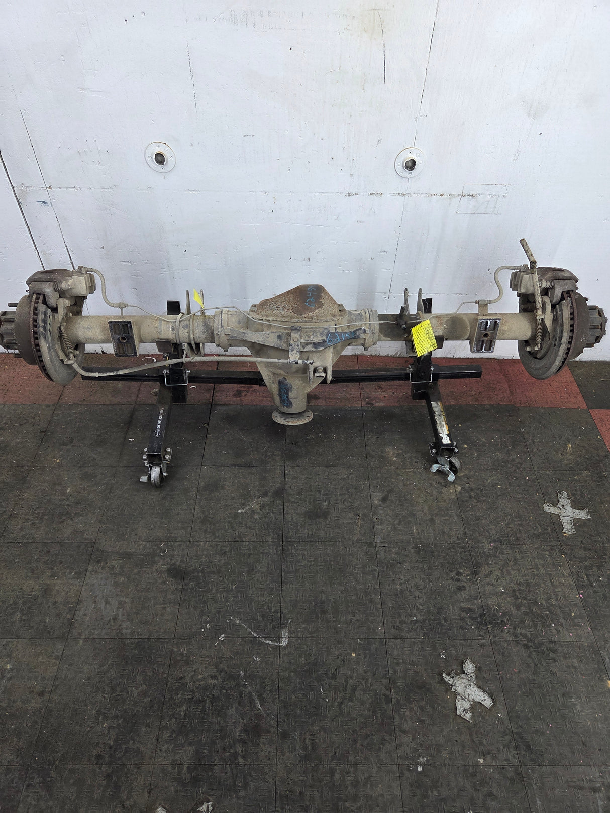 2002-2004 Ford Super Duty F250 F350 SRW Rear Axle 3.73 Gear Ratio 360k miles