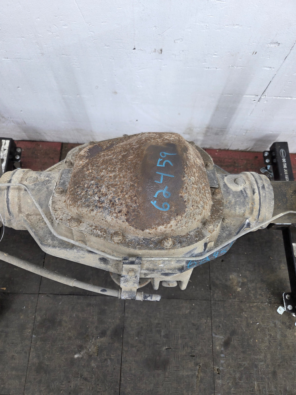 2002-2004 Ford Super Duty F250 F350 SRW Rear Axle 3.73 Gear Ratio 360k miles
