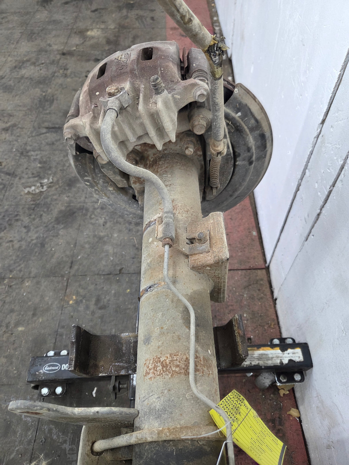2002-2004 Ford Super Duty F250 F350 SRW Rear Axle 3.73 Gear Ratio 360k miles