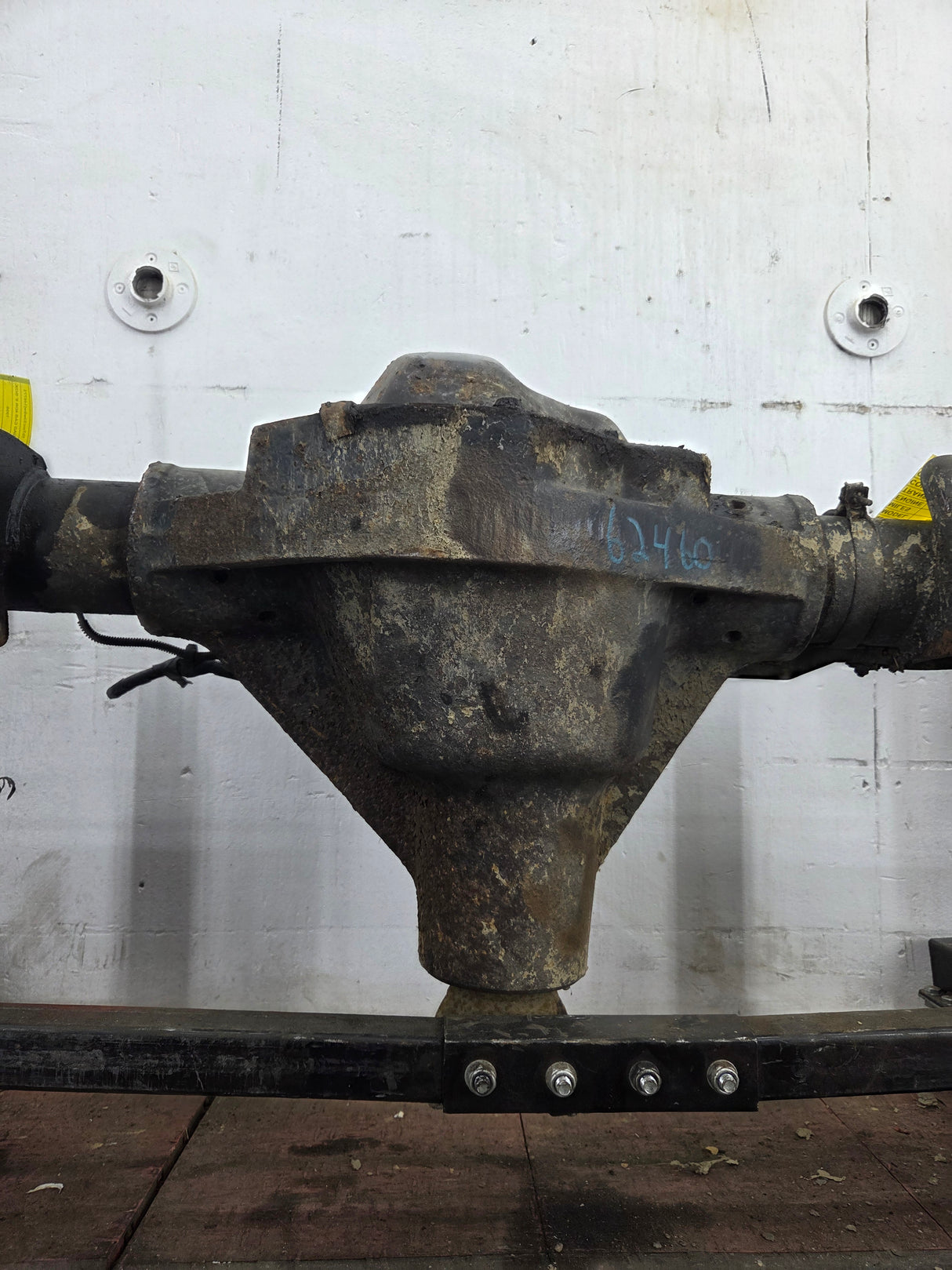 1996-1999 2nd Gen Dodge Ram 3500 Dually 4x4 Rear Axle 3.54 Ratio Cummins Diesel Gas