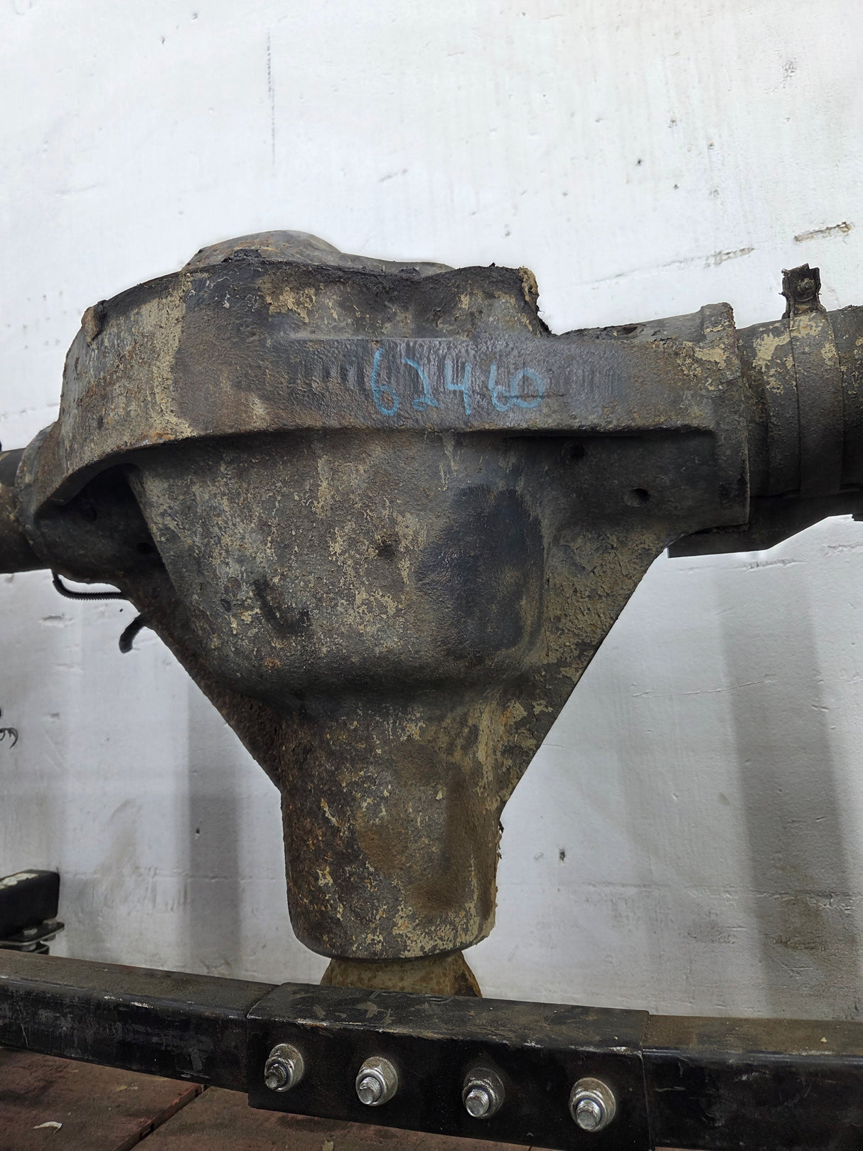 1996-1999 2nd Gen Dodge Ram 3500 Dually 4x4 Rear Axle 3.54 Ratio Cummins Diesel Gas