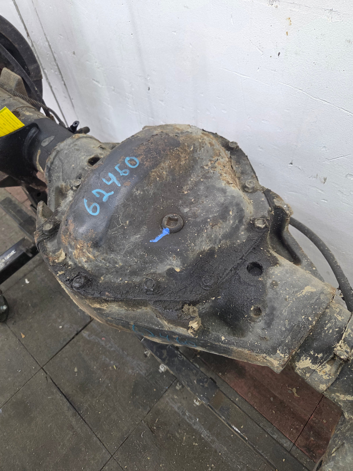 1996-1999 2nd Gen Dodge Ram 3500 Dually 4x4 Rear Axle 3.54 Ratio Cummins Diesel Gas