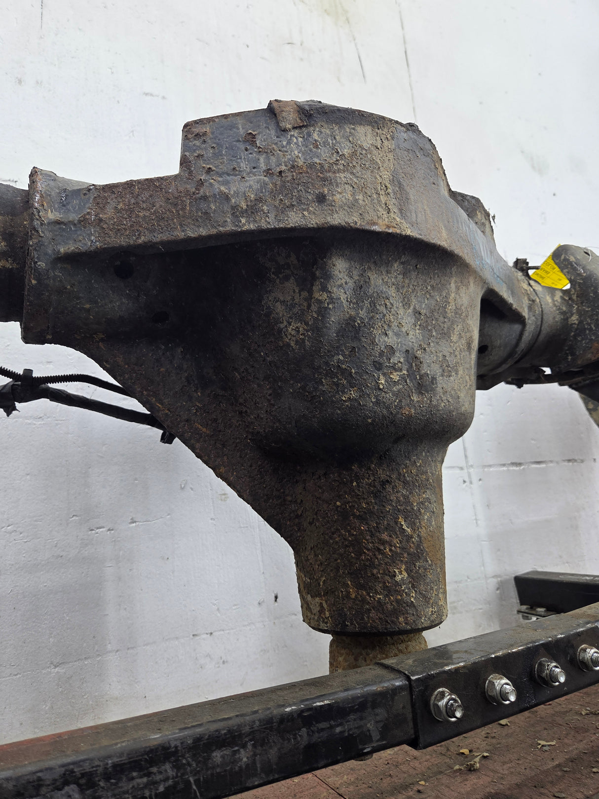 1996-1999 2nd Gen Dodge Ram 3500 Dually 4x4 Rear Axle 3.54 Ratio Cummins Diesel Gas