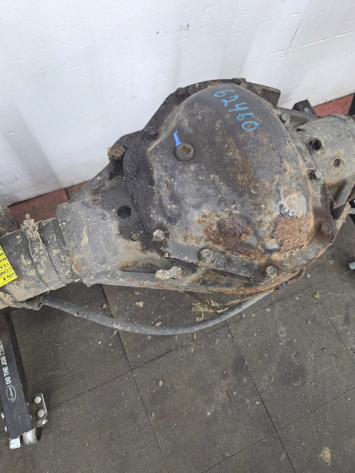 1996-1999 2nd Gen Dodge Ram 3500 Dually 4x4 Rear Axle 3.54 Ratio Cummins Diesel Gas