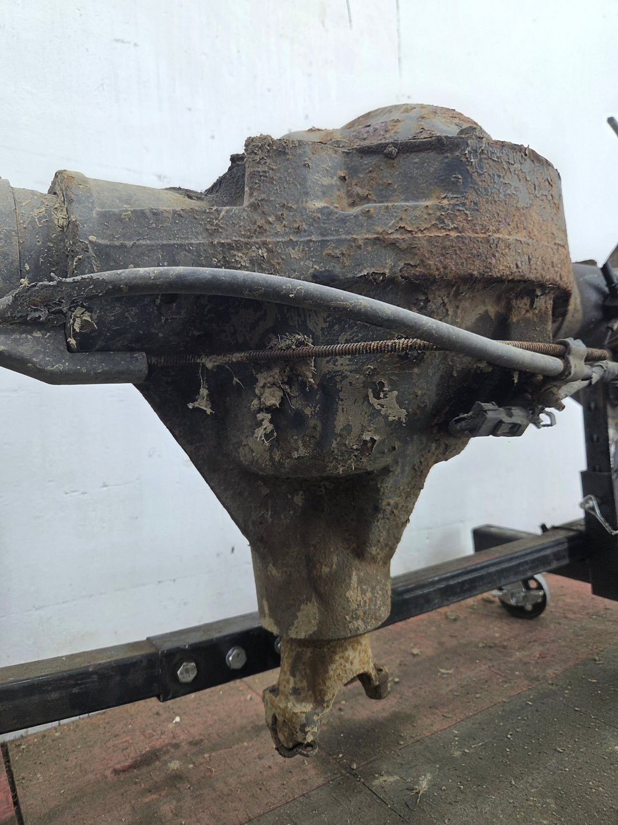 1996-1999 2nd Gen Dodge Ram 3500 Dually 4x4 Rear Axle 3.54 Ratio Cummins Diesel Gas