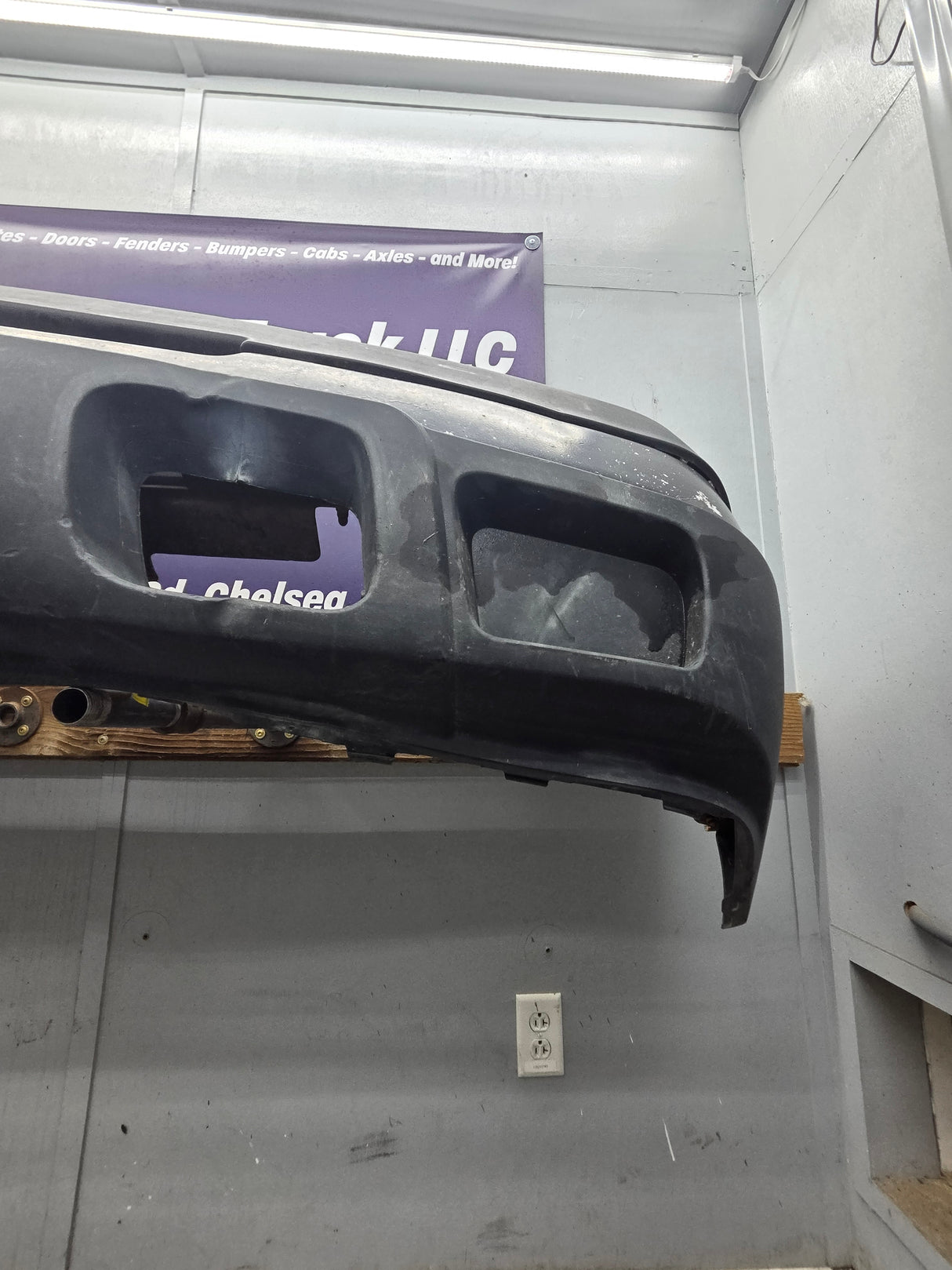 2003-2007 Chevrolet Silverado 2500HD 3500HD 'Cateye' Front Bumper