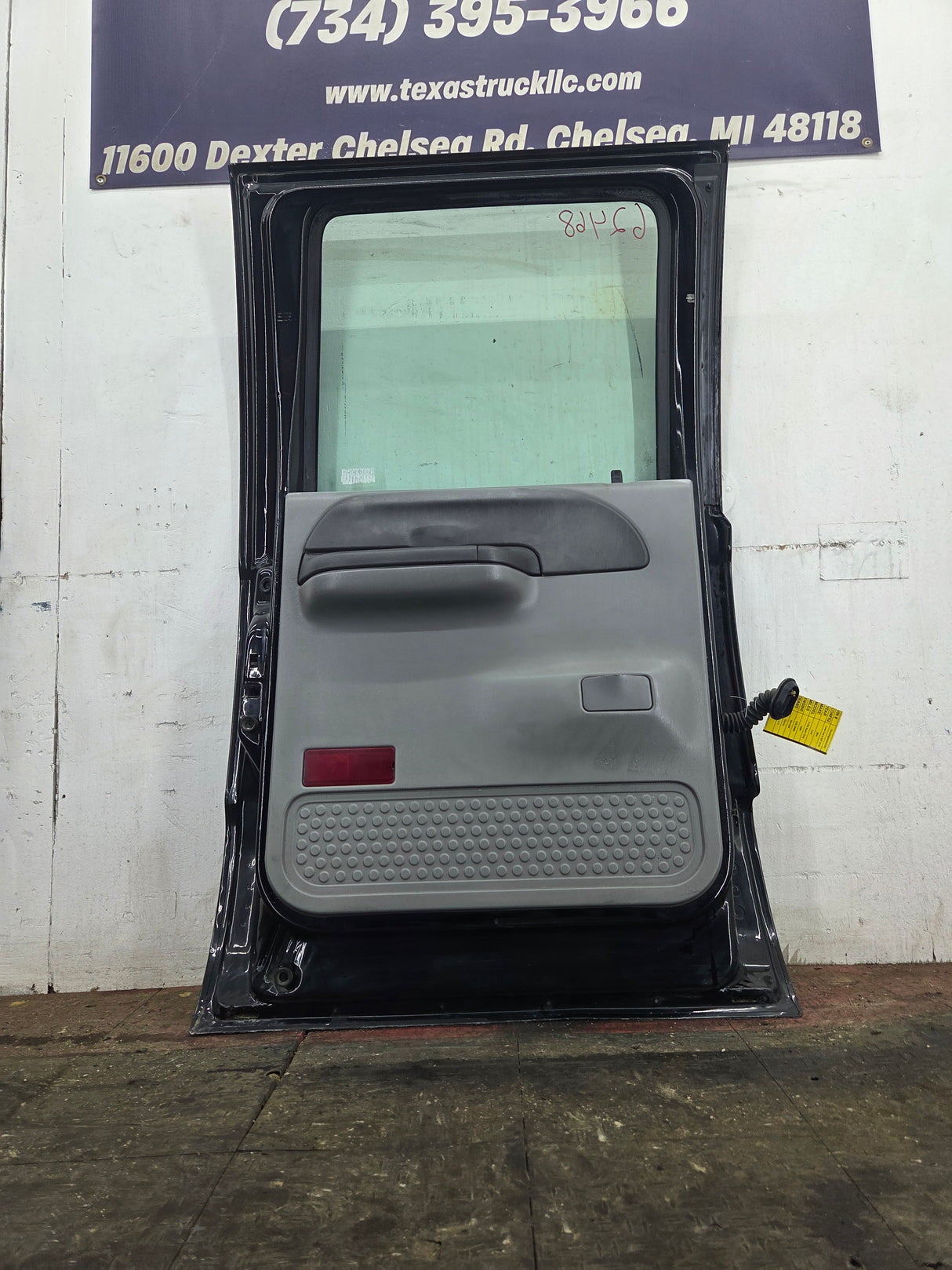 1999-2007 Ford Super Duty LH Driver Side Rear Crew Cab Door F250 F350 F450 F550
