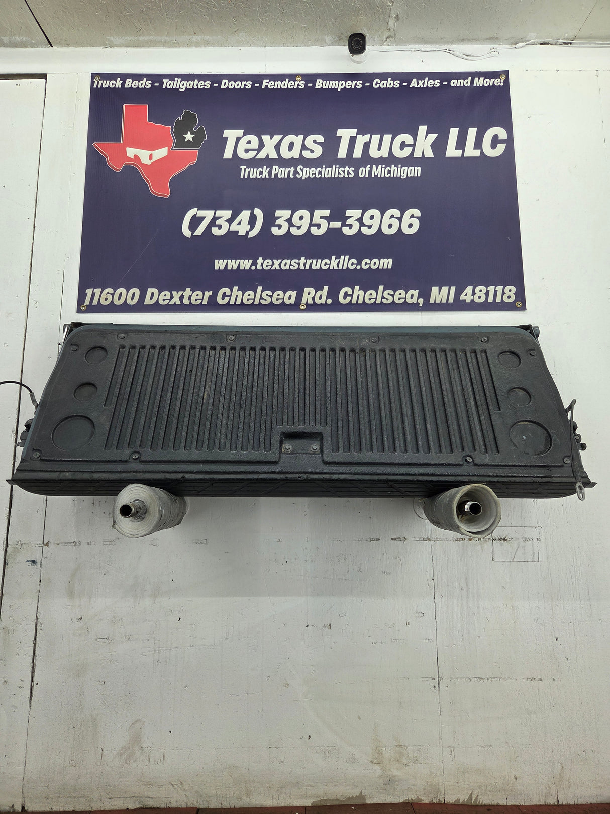 2007-2013 Chevrolet Silverado / GMC Sierra 1500 2500 3500 HD Tailgate