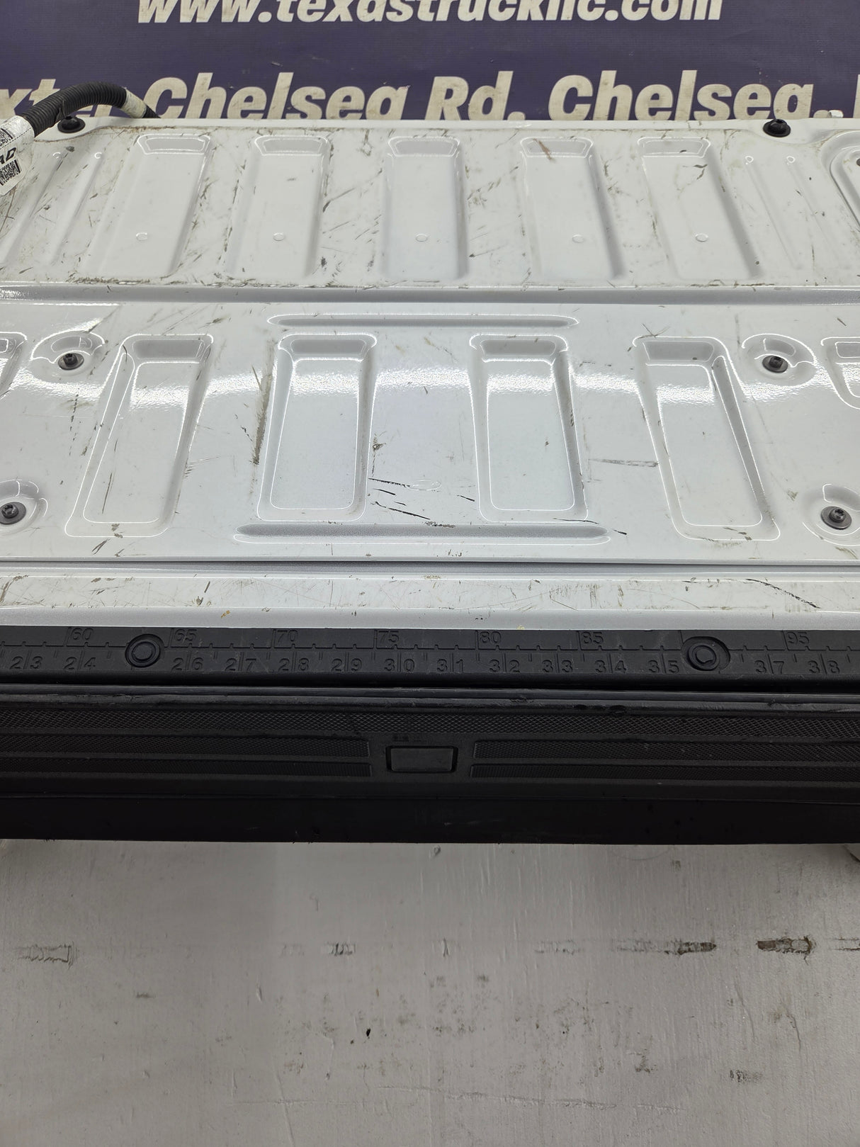 2023-2026 Ford F250 F350 F450 F550 Super Duty PLATINUM Tailgate W/Step