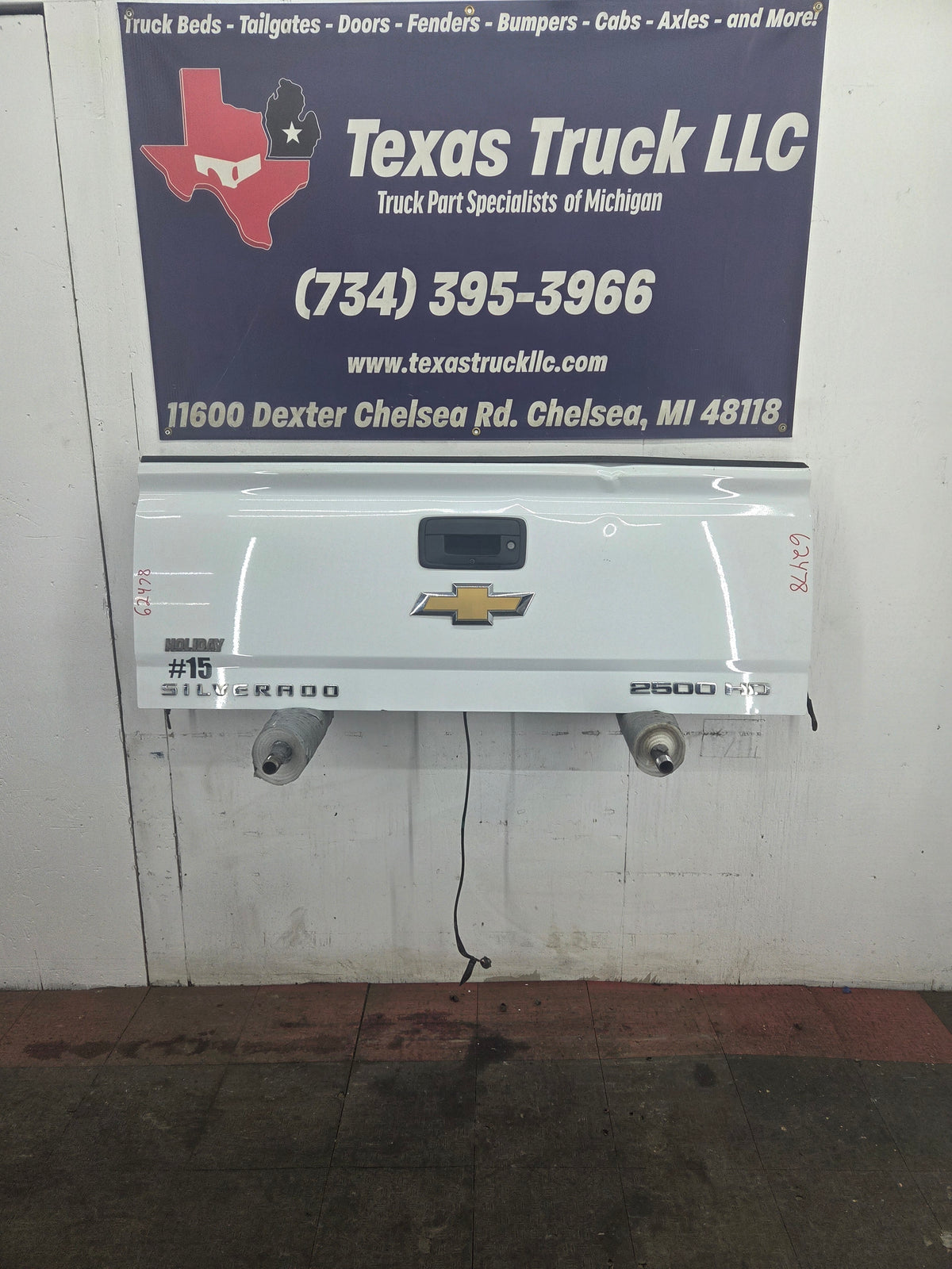 2014-2019 Chevrolet Silverado / GMC Sierra 1500 2500 3500 HD Tailgate