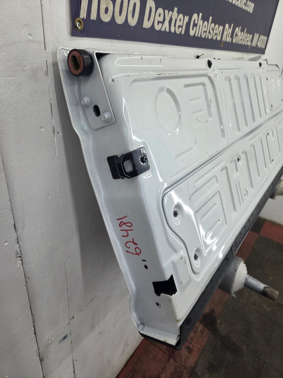 2023-2026 Ford F250 F350 F450 F550 Super Duty Tailgate W/Step - Pearl White
