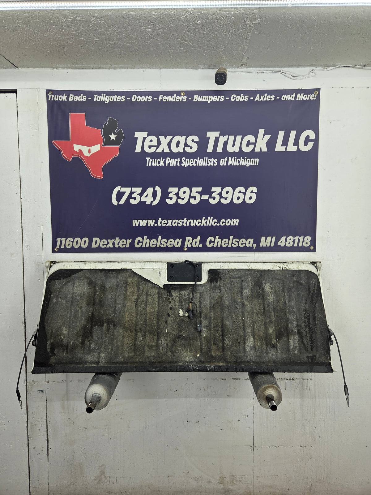 2007-2013 Chevrolet Silverado / GMC Sierra HD Tailgate 1500 2500 3500
