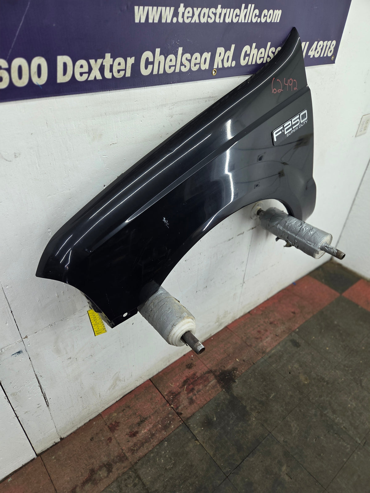 1999-2007 Ford Super Duty LH Driver Side Front Fender F250 F350 F450 F550 Excursion