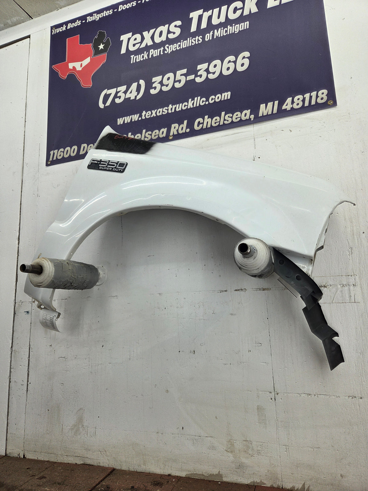 1999-2007 Ford Super Duty RH Passenger Side Front Fender F250 F350 F450 F550 Excursion