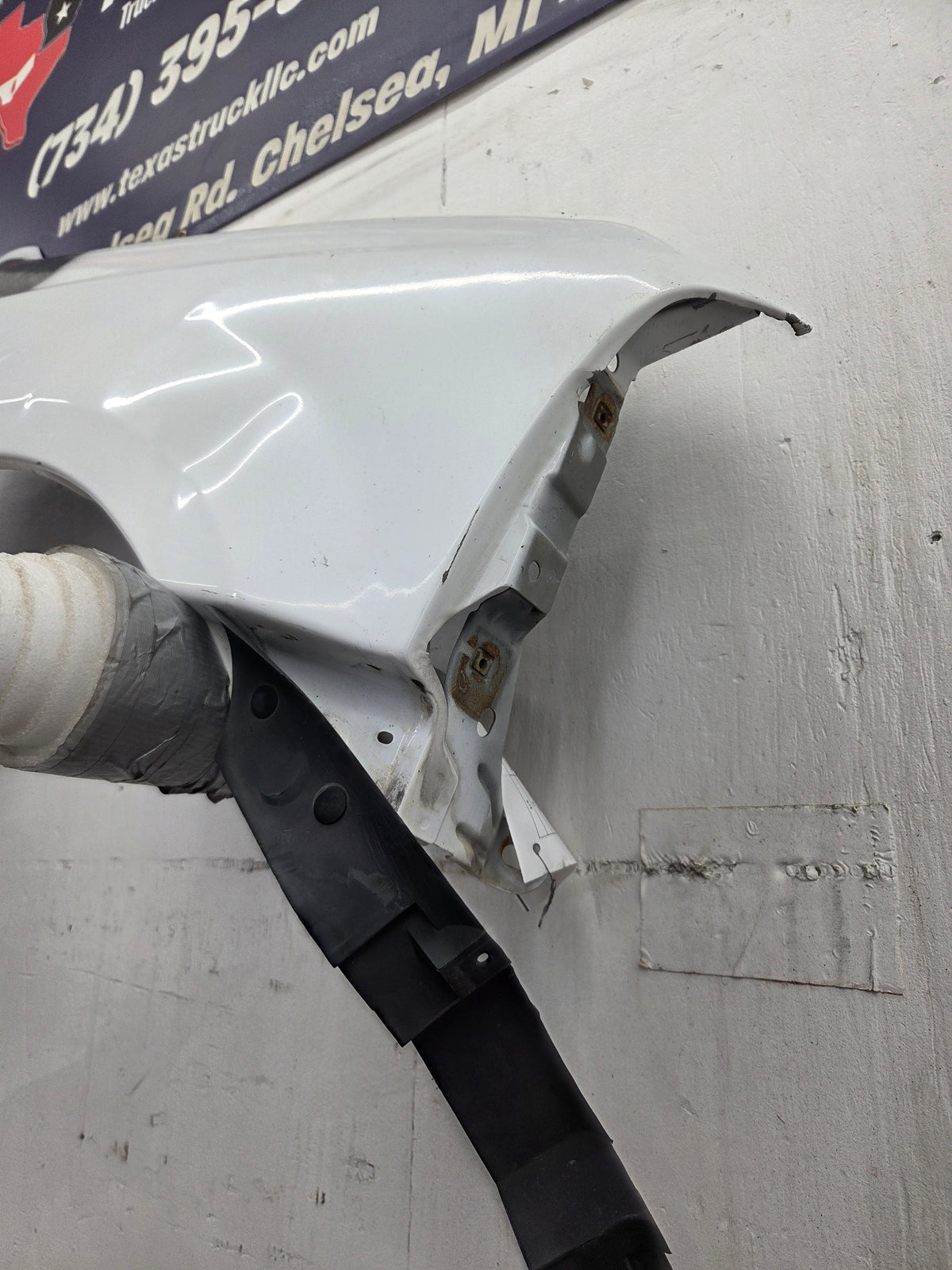 1999-2007 Ford Super Duty RH Passenger Side Front Fender F250 F350 F450 F550 Excursion