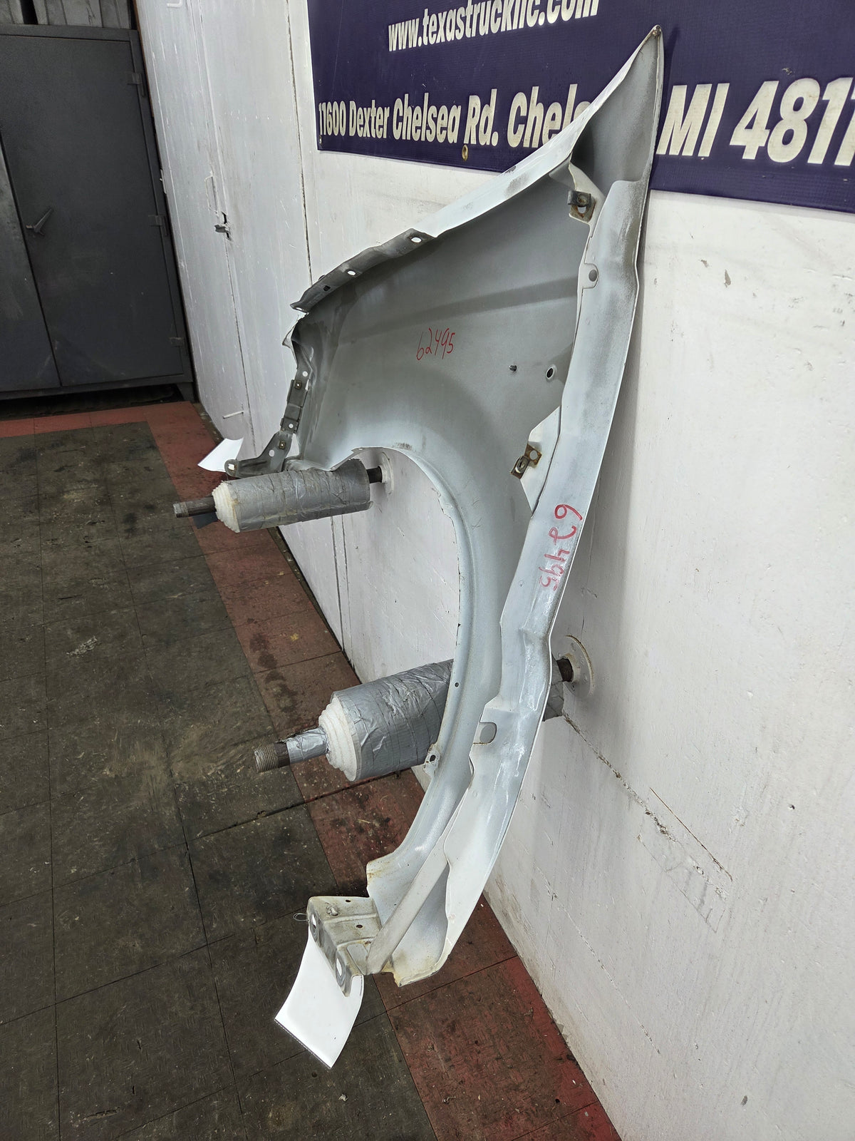 1999-2007 Ford Super Duty RH Passenger Side Front Fender F250 F350 F450 F550 Excursion